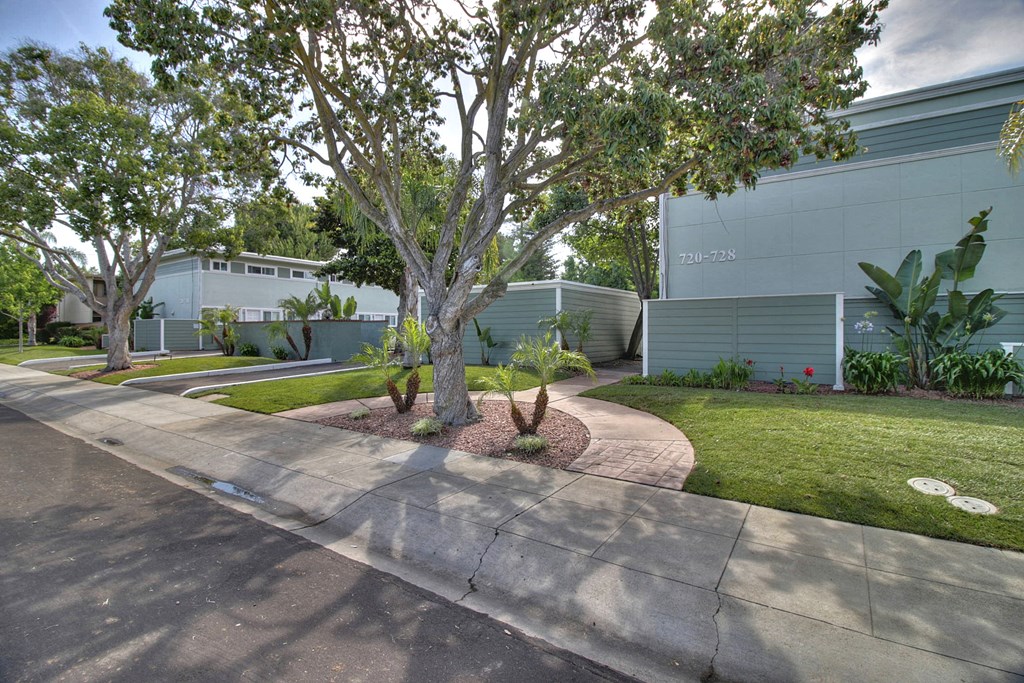 720-738 Sutter Townhomes