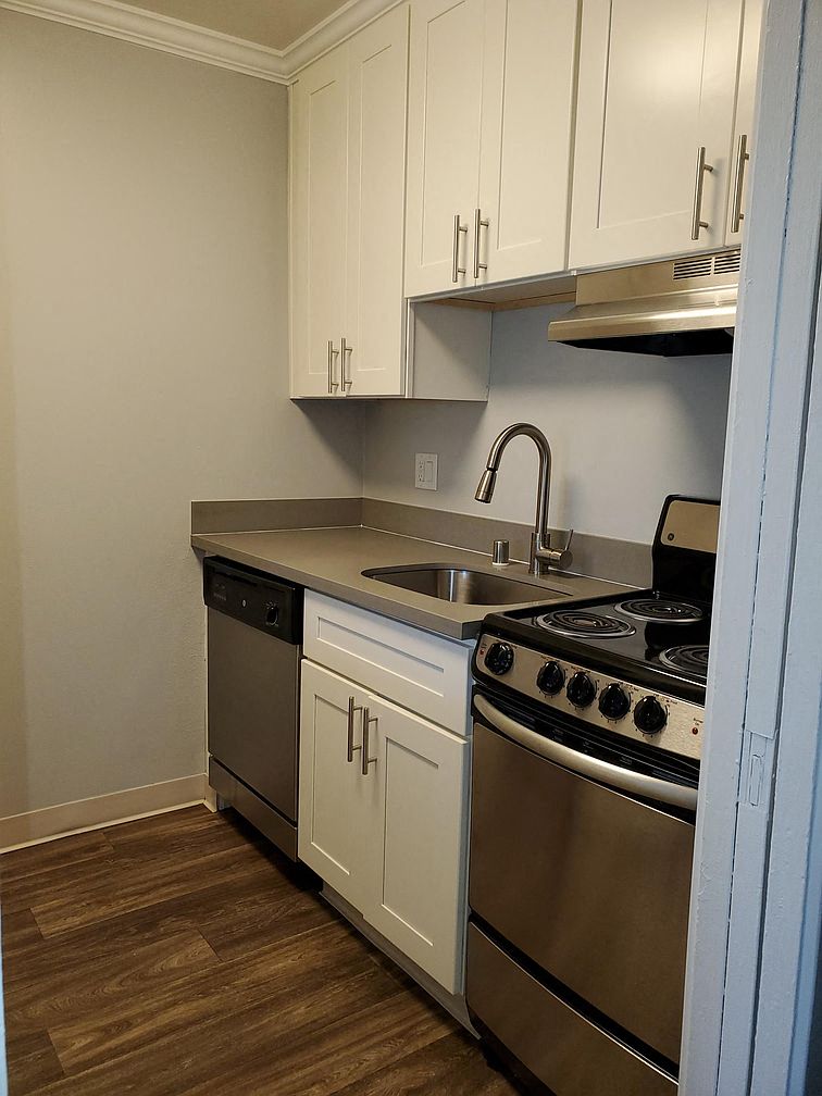 Monticello is a similar property to Indian Creek located in Redwood City