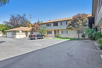 517 Glenwood Avenue 2-3 Beds Apartment for Rent - Photo Gallery 5