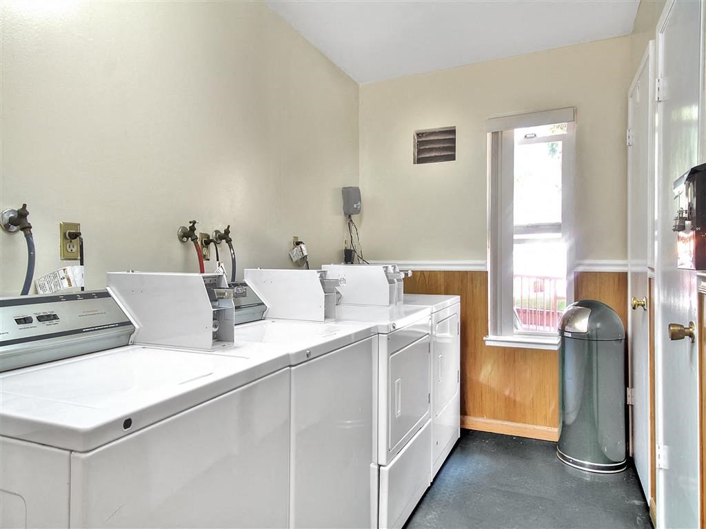 Laundry Room at Laurel Grove Apartments, California