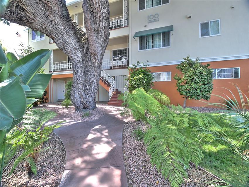 100 Dartmouth Road 1-2 Beds Apartment for Rent - Photo Gallery