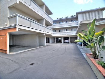 100 Dartmouth Road 1-2 Beds Apartment for Rent - Photo Gallery 3