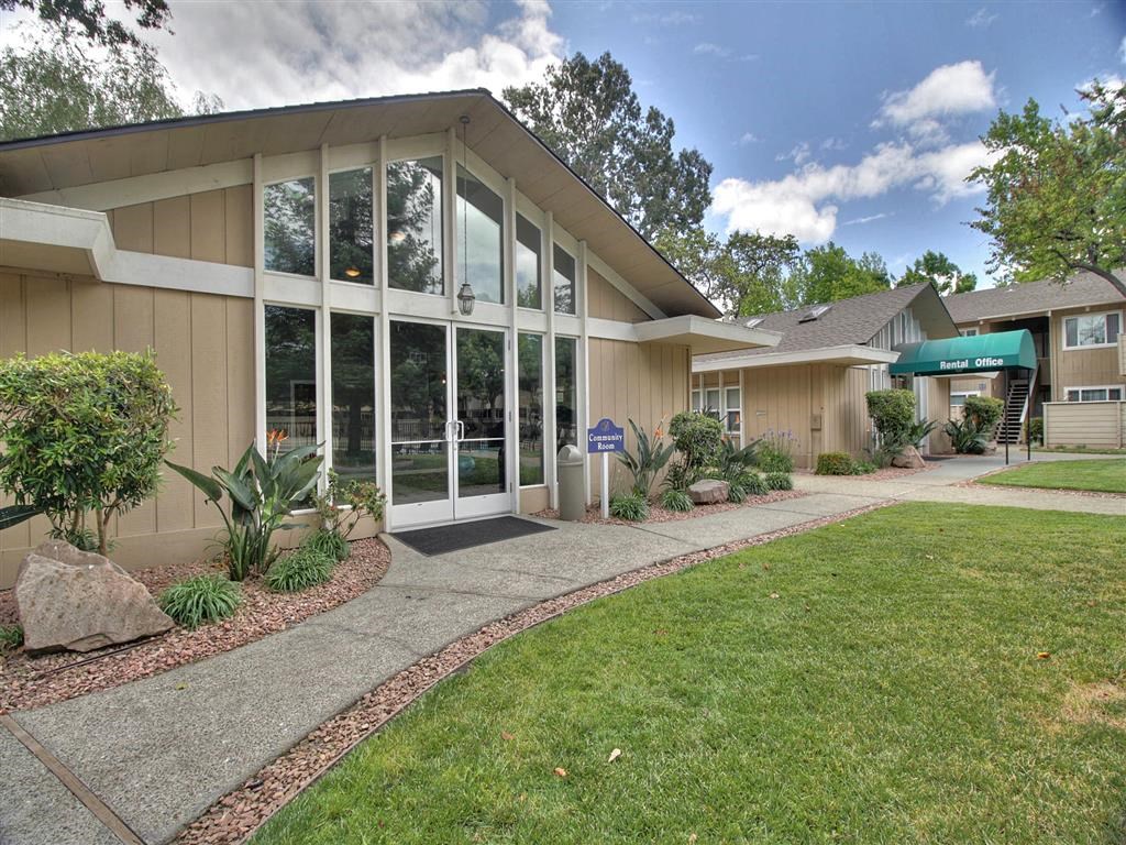 Lush Green Outdoor Spaces at Balboa Apartments, California
