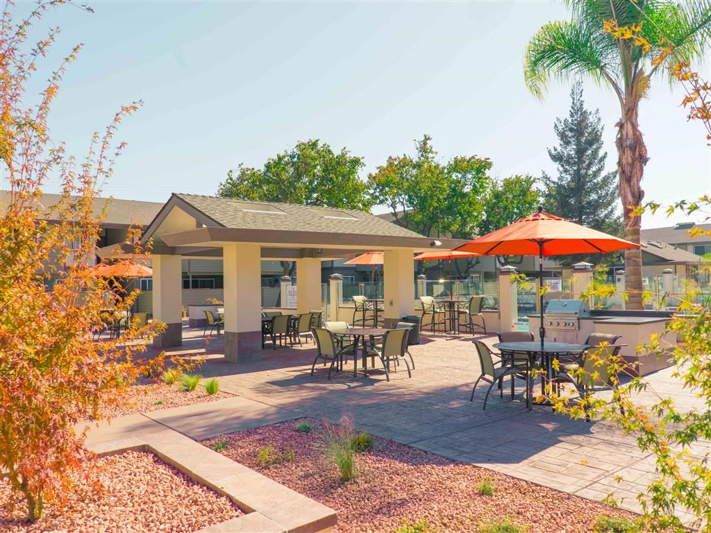 Shaded Lounge Area By Pool at Balboa Apartments, Sunnyvale, 94086