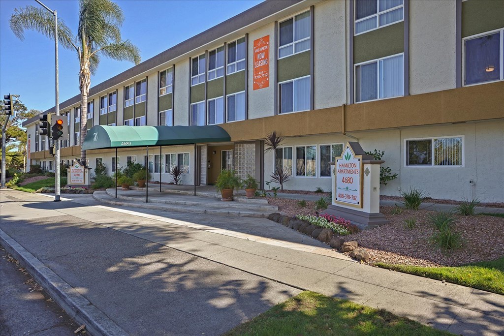 Exterior View at Hamilton Apartments in San Jose, California