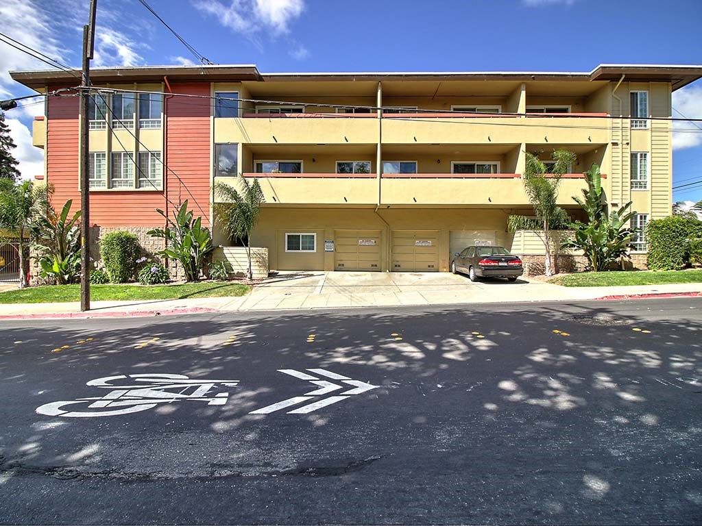 Building exterior at 520 E Bellevue, San Mateo, CA