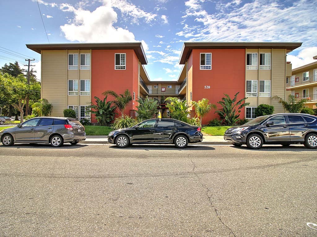 Parking area at 520 E Bellevue, California