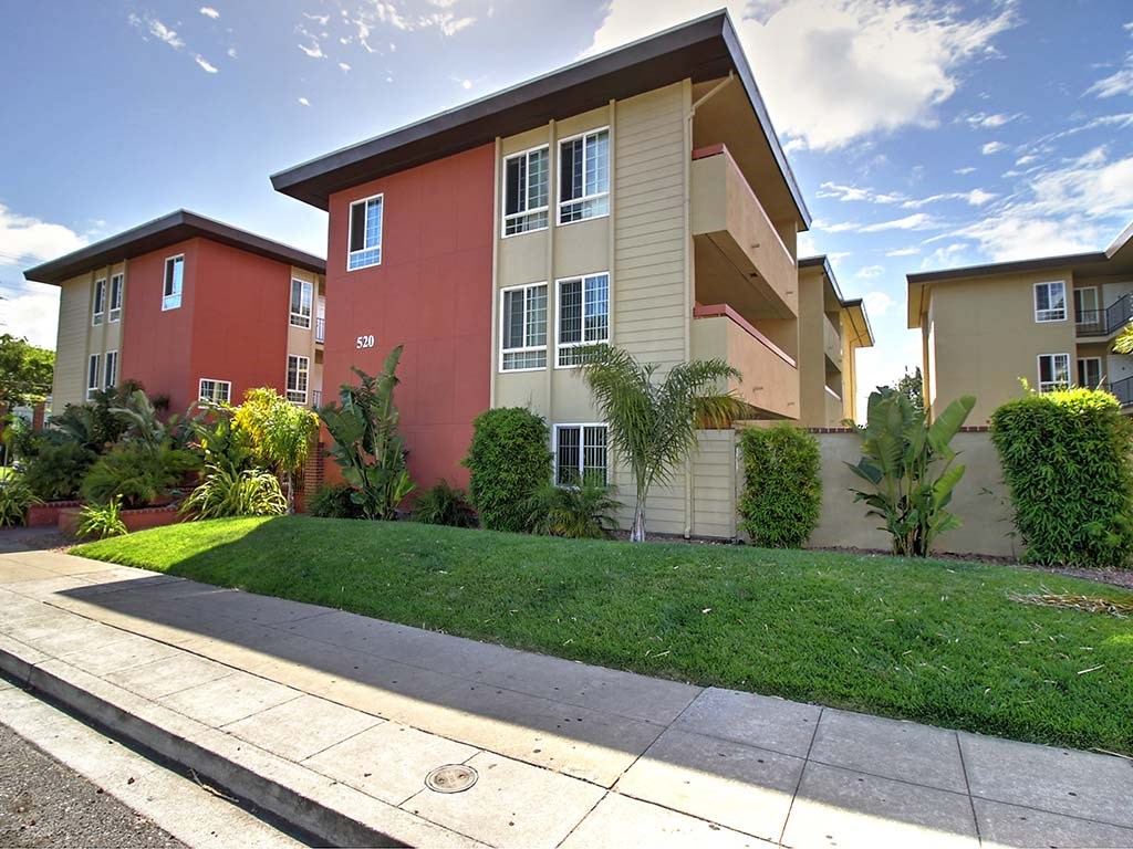 Street view at 520 E Bellevue, San Mateo