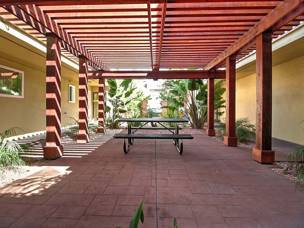 Outside sitting area at 520 E Bellevue, San Mateo, CA