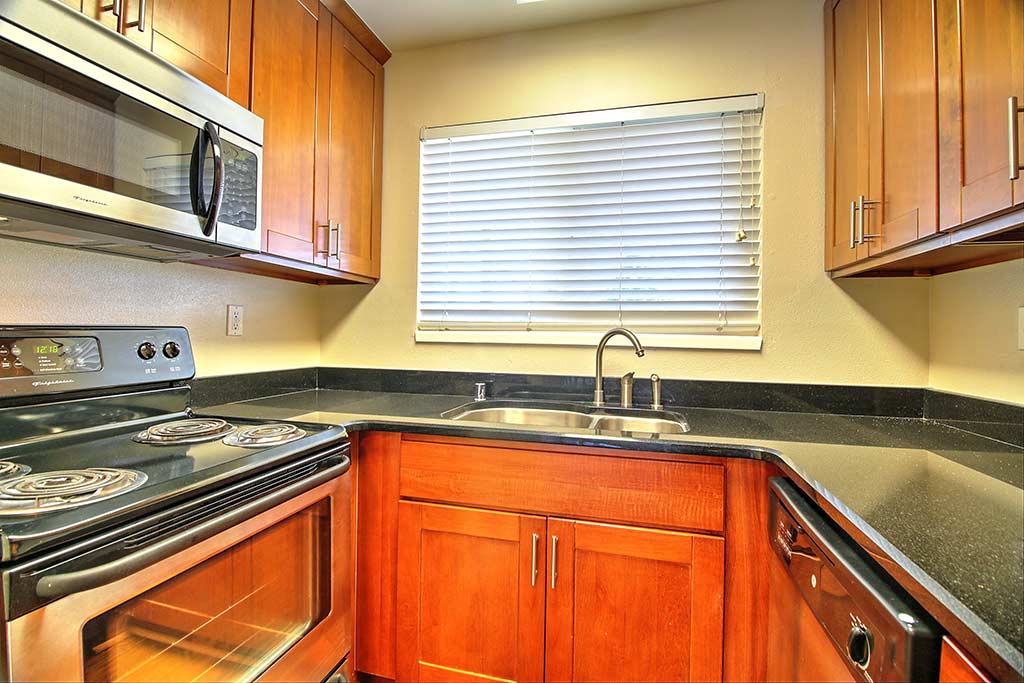 Sharon Grove Apartments is a similar property to Menlo Park West Apartments located in Menlo Park