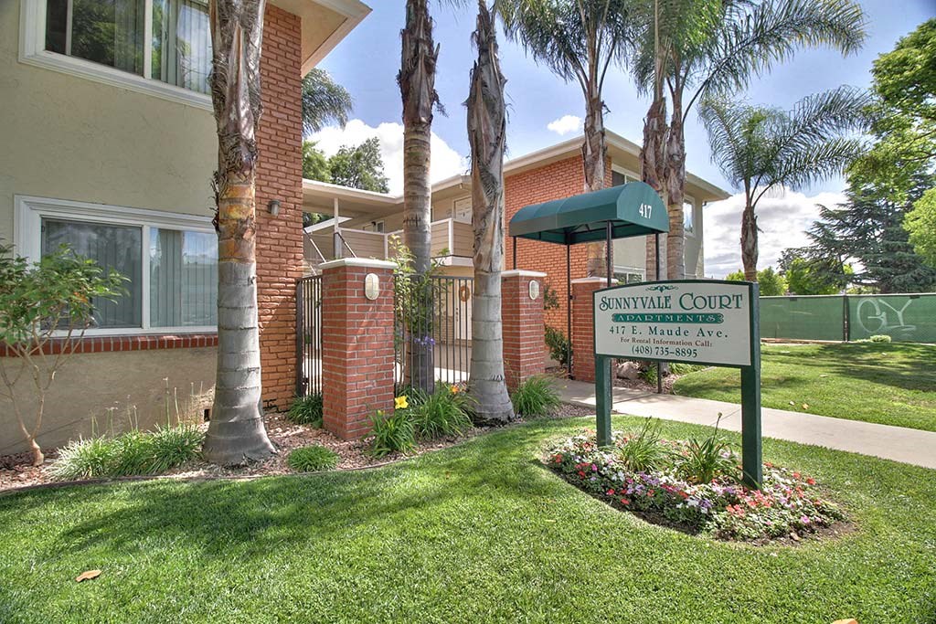 Entrance area with Sunnyvale court board and greenery  at Sunnyvale Court, California, 94085