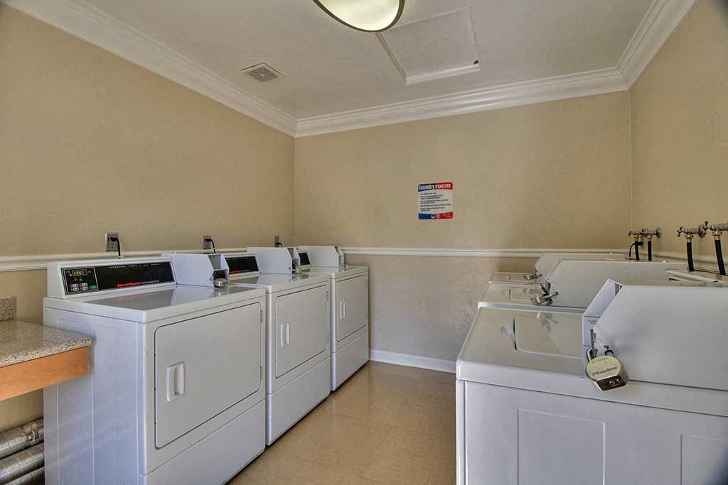 Commercial Laundry Facility at Pines, Campbell, 95008