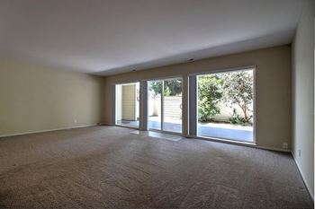 Backyard glass door at Wellesley Crescent, California