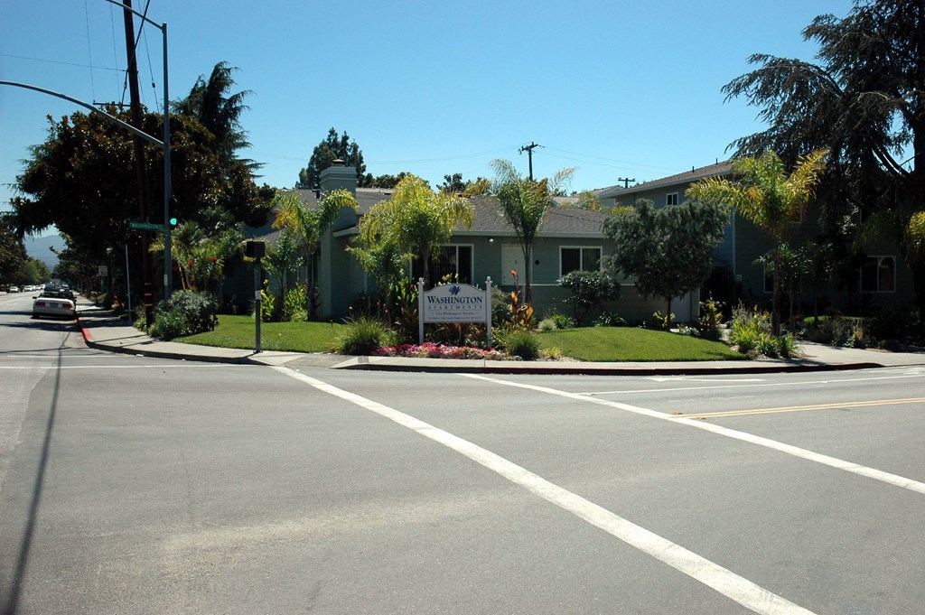 Washington Apartments