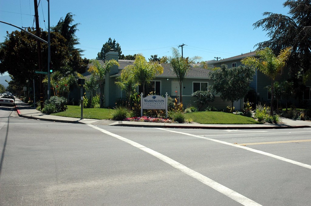 Washington Apartments