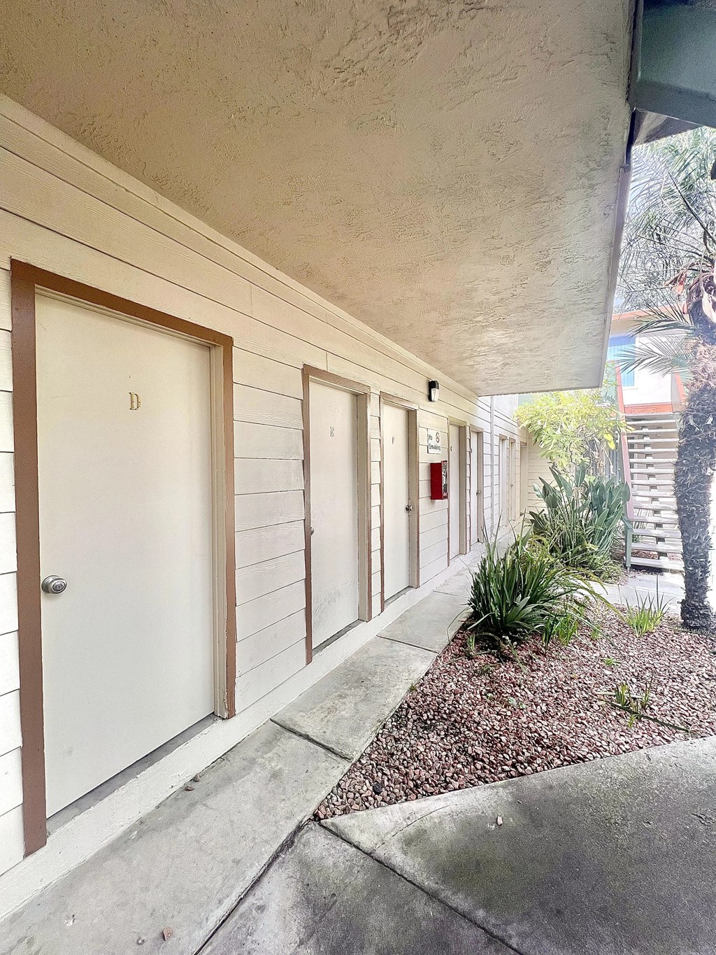 Washington Apartments