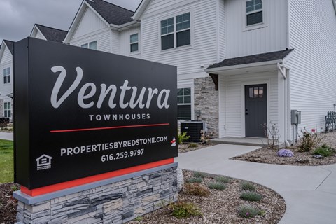 14869 Camino Court 3 Beds Apartment for Rent
