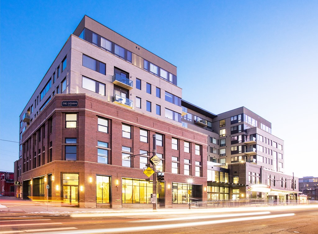 the building in which the hotel is located