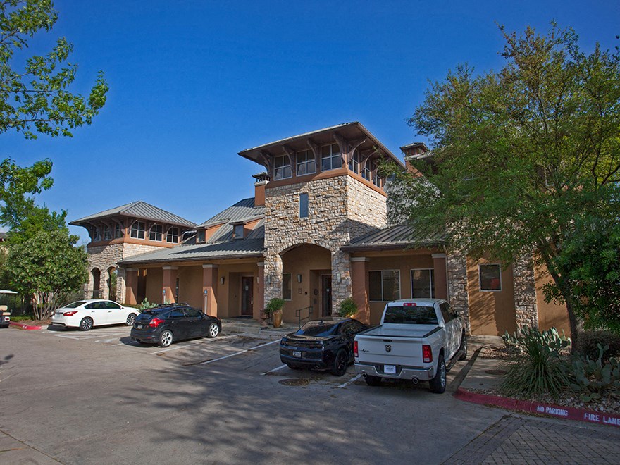 10X Living at Grandview Apartments, 6500 Champion Grandview Way, Austin