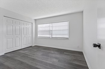 5350 NW 88th Avenue 2 Beds Apartment for Rent - Photo Gallery 19