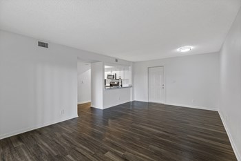 5350 NW 88th Avenue 2 Beds Apartment for Rent - Photo Gallery 13