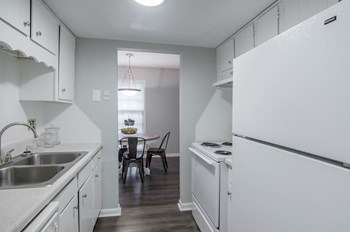 Kitchen with White Appliances - Photo Gallery 7