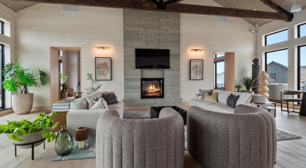 Clubhouse Lounge Seating