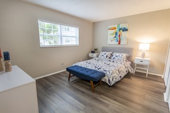 Vue on 67th Model Bedroom with Plank Flooring - Photo Gallery 6
