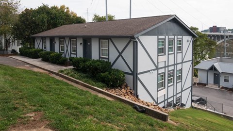 House Exterior View at Maplehurst Apartments, Knoxville, 37902