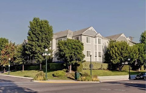 188 W Lemon Ave, #A 2 Beds Apartment for Rent