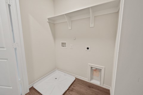 322 Arbor Dr 4 Beds Apartment for Rent