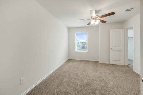615 East Arlington Ave 3 Beds Apartment for Rent