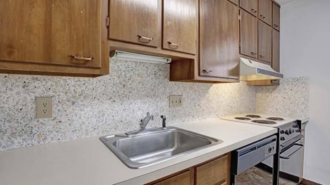640-681 Corliss Avenue 2 Beds Apartment for Rent