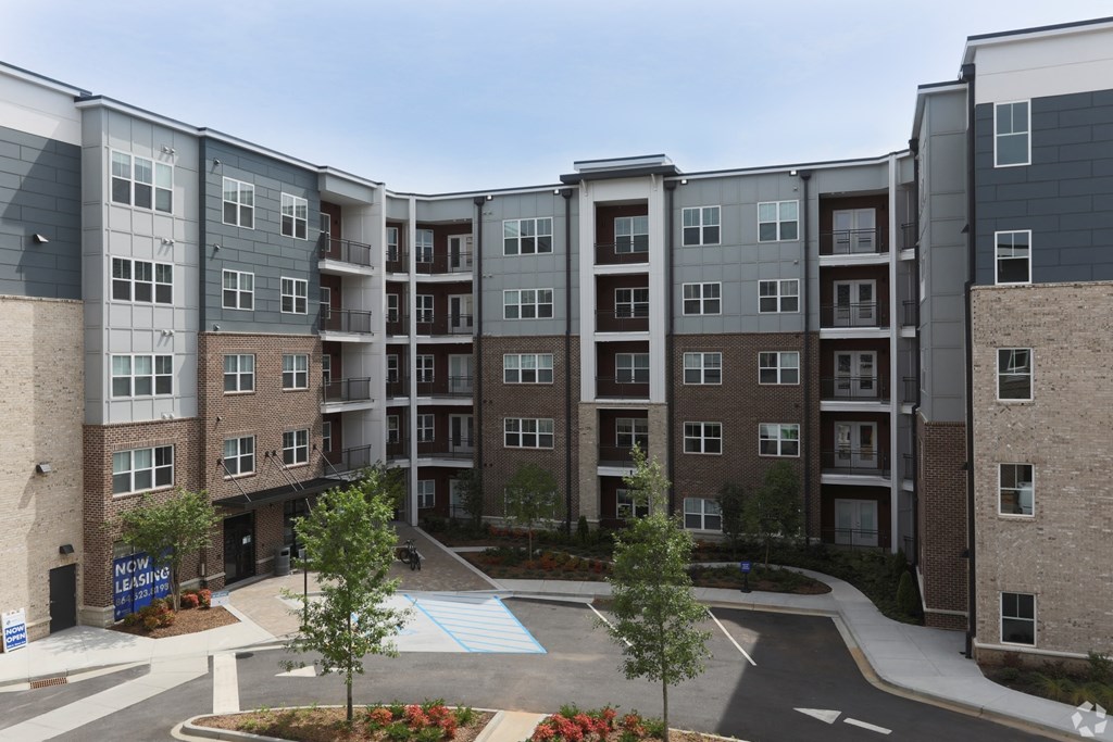 Courtyard Exterior  at NorthPointe, Greenville, 29601