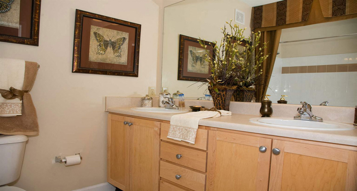 Cabinets at The Fairways at Jennings Mill, Georgia