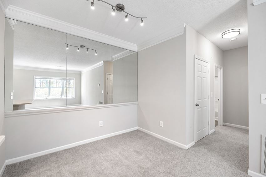 The Columns At Hiram Apartments, 6736 Bill Carruth Parkway, Hiram, GA