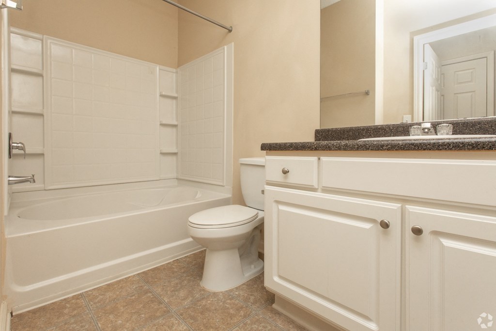 Private main bathroom with large soaking tub at The Columns at Oakwood, Georgia 30566