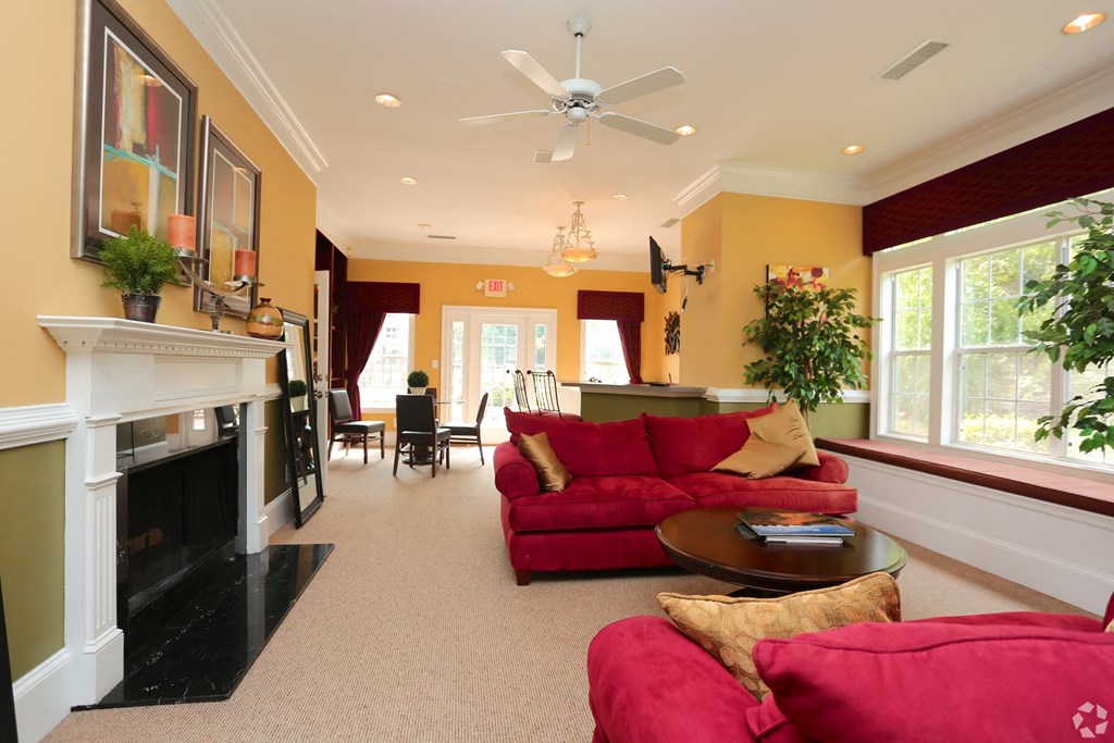 Tastefully decorate clubhouse at The Columns at Paxton Lane, Lilburn, GA