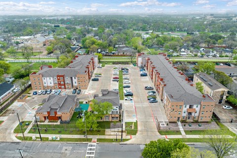 4724 And 2806 East Side Ave 1-3 Beds Apartment for Rent