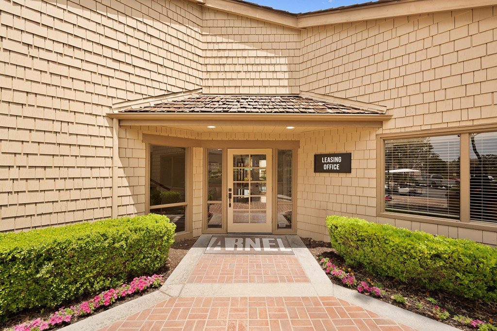 the building where the hotel is located