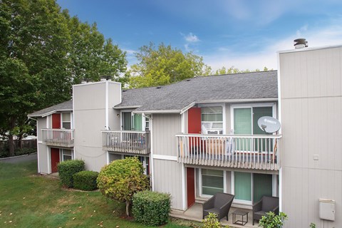 2102-2104 62Nd Ave E Studio Apartment for Rent