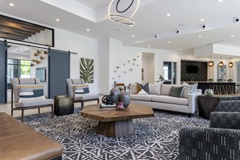 Resident Clubroom & Lounge Calirosa Winter Park 55+ Apartments - Photo Gallery 4