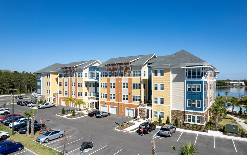 The Oaks on the Lake 55+ Luxury Apartment Living in Clermont, FL