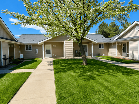 111 S Tschirley Rd 1-2 Beds Apartment for Rent