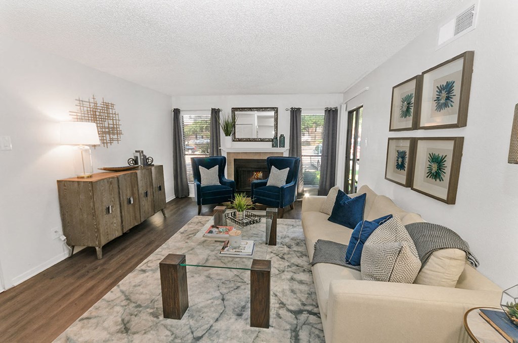 Horizons at Sunridge Living Room