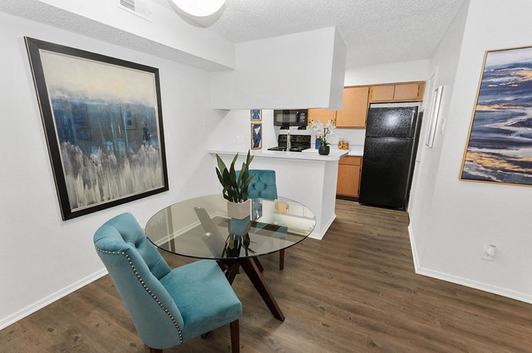 Horizons At Sunridge is a similar property to Bell Lancaster located in Fort Worth