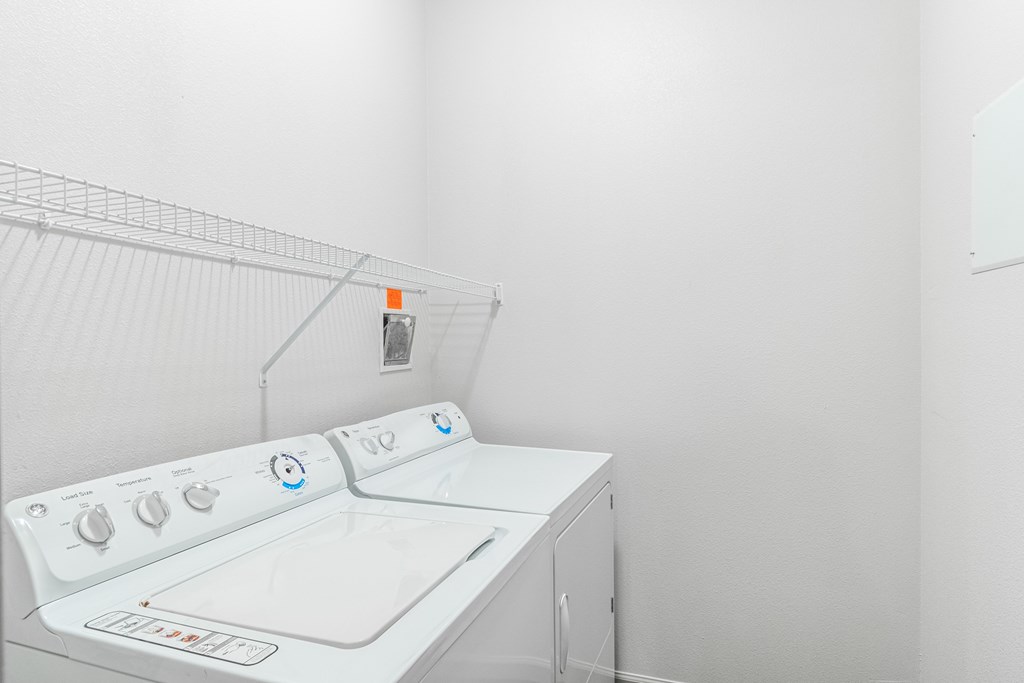 Valrico Station Laundry