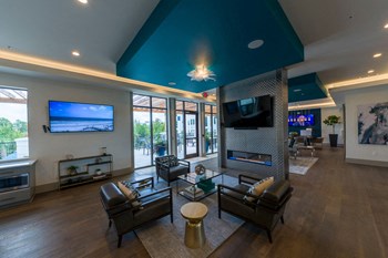 Ciel Luxury Apartments | Jacksonville, FL | Clubhouse - Photo Gallery 19
