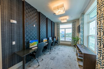 Ciel Luxury Apartments | Jacksonville, FL | Cyber Cafe - Photo Gallery 23