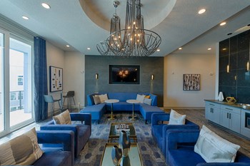Ciel Luxury Apartments | Jacksonville, FL | Resident Sky Bar - Photo Gallery 24